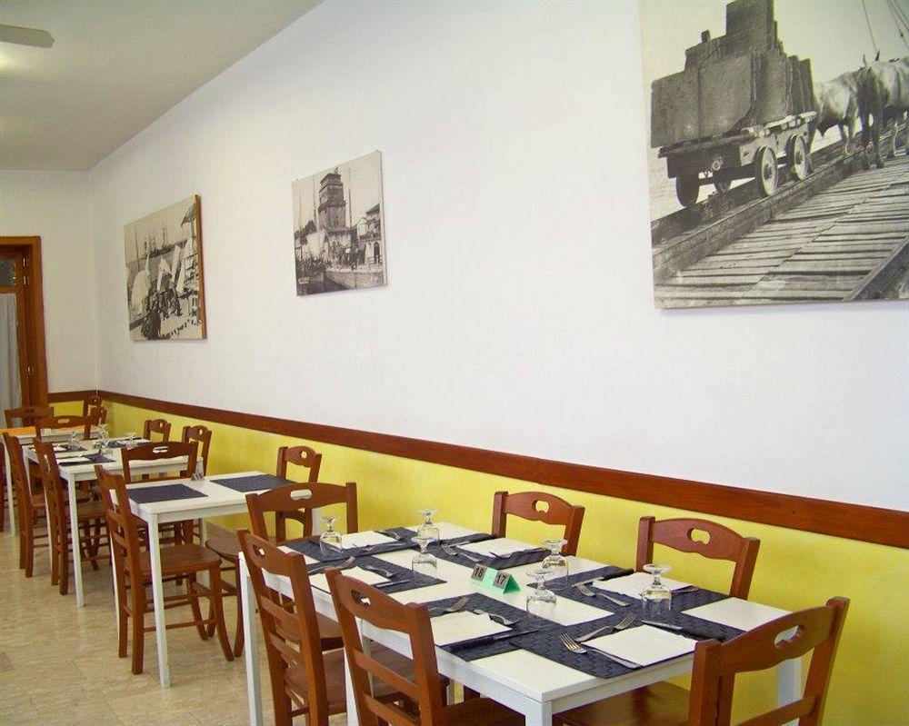 Hotel Derna Viareggio Buitenkant foto