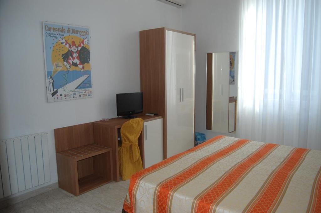 Hotel Derna Viareggio Kamer foto